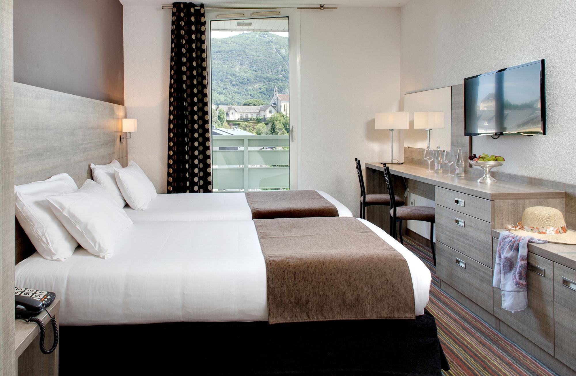 Beau Site Hotel 3*
